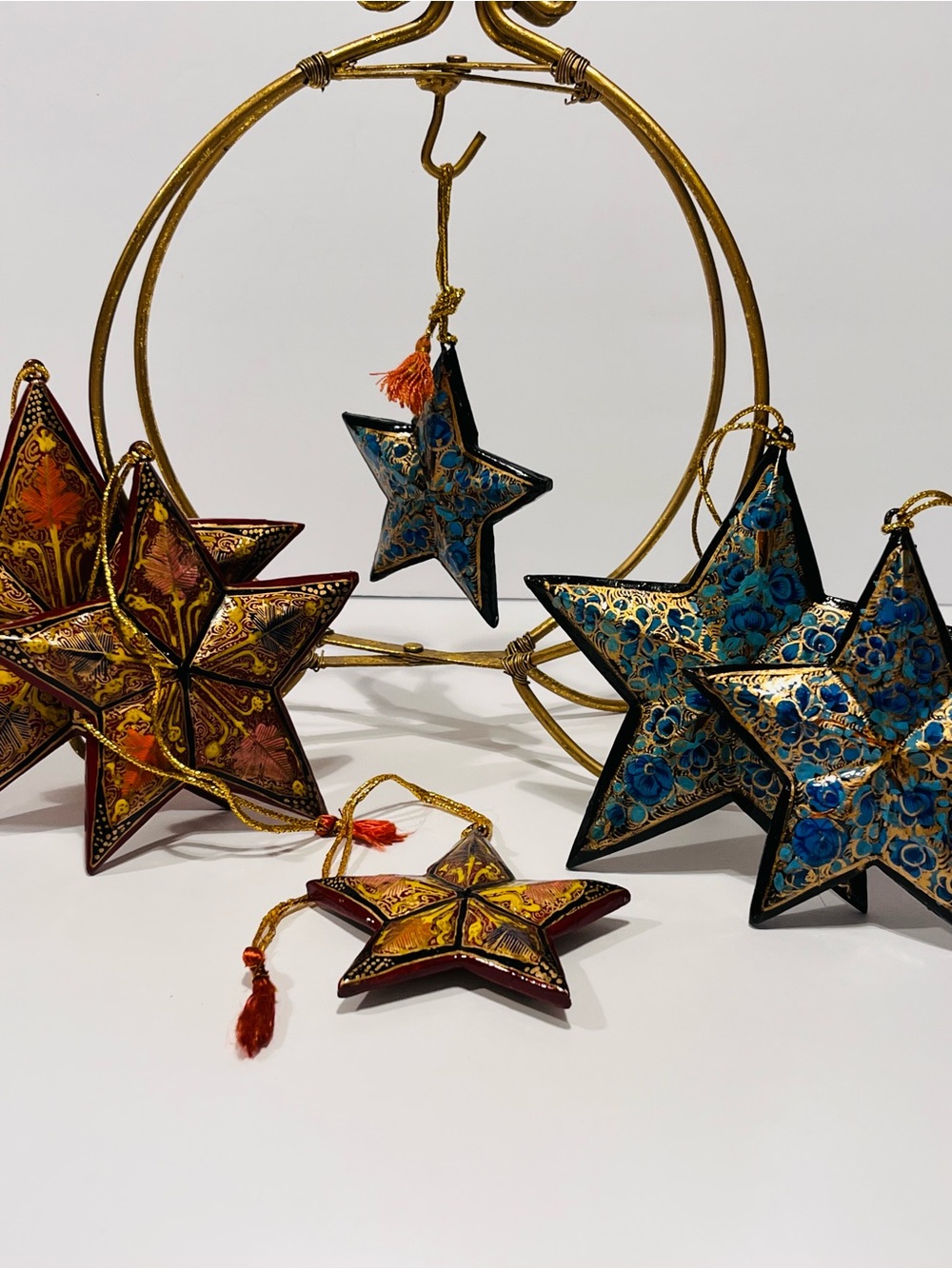 Vtg Lacquered Wood Hand Painted Blue, Red, Gold Flowers Christmas 6 Ornaments